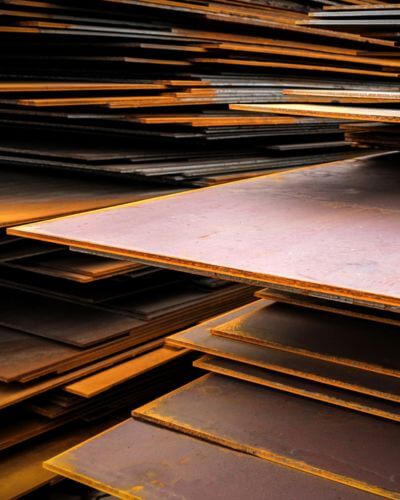 Acier carbone - S235, S275, S355 proposés par Baguet Métal Parachèvement